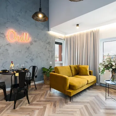Stylish Opienskiego By Renters Poznań